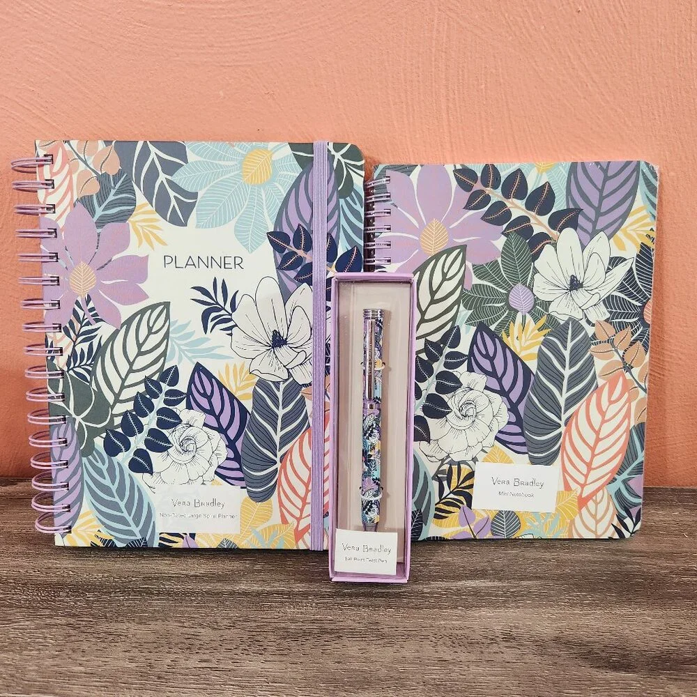 Vera Bradley Non-Dated Planner, Mini Notebook, & Ball Point Pen - Palm Floral